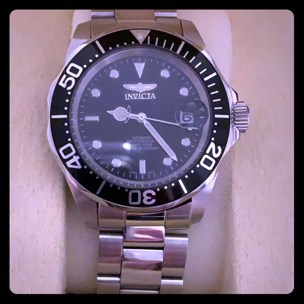 Invicta used men’s/watch working conditions